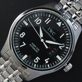 IWC マーク　XVII ， Asian 21600振動 ムーブメント搭載！