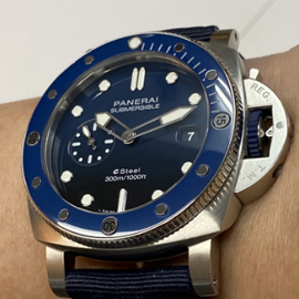 2022年新作PANERAI パネライ PAM01289 サブマーシブル クアランタクアトロ ESTEEL™ ヴェルデ ズメラル